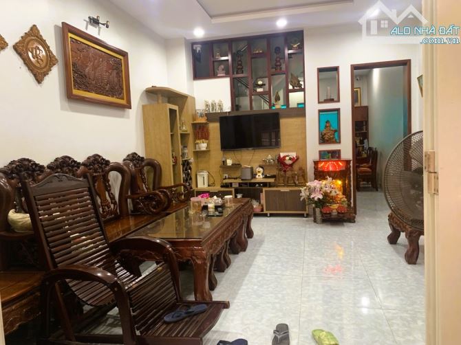Nhà đẹp ở ngay, kế CC Đạt gia, 85m2 3 tầng BTCT, XH trong nhà, tặng nội thất xịn, 7.1 tỷ - 1