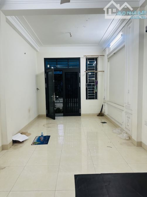 Bán nhà Tây Tựu, 38m2 4 tầng, 2 thoáng, ngõ rộng sạch sẽ giá 5,2 tỷ - 1