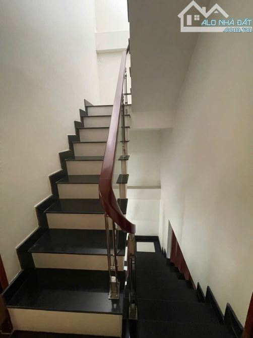 HÀNG SIÊU HIẾM, VỊ TRÍ ĐẸP GIÁ RẺ Bán nhà 3 lầu hoàn công, đường ô tô ngay chợ Biên Hòa gi - 12