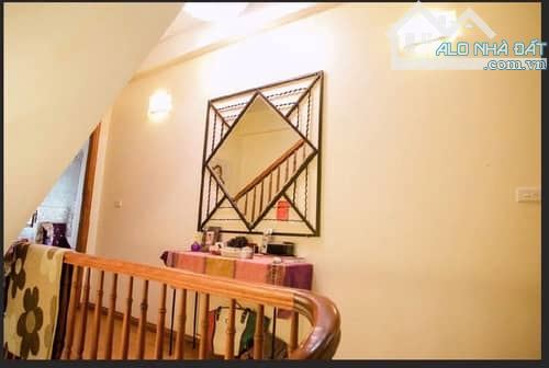 NHÀ ĐẸP TÂY HỒ cần bán gấp 56m2x5tầng , Mt 5m giá chỉ 9tỷ - 12
