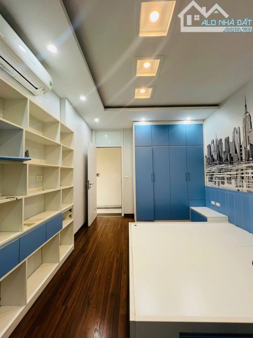 Bán nhà Thanh Nhàn 67/75m2, 5T, mt 7m thang máy, oto đỗ cửa, cách phố 15m. Giá 23.5 tỷ TL