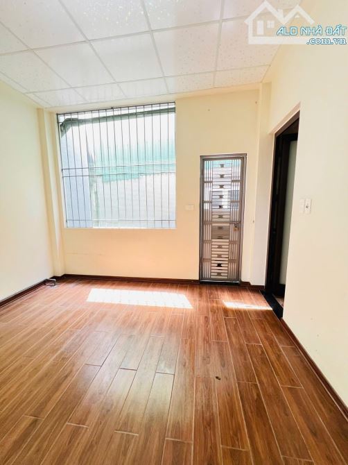 Bán nhà Thanh Nhàn 67/75m2, 5T, mt 7m thang máy, oto đỗ cửa, cách phố 15m. Giá 23.5 tỷ TL