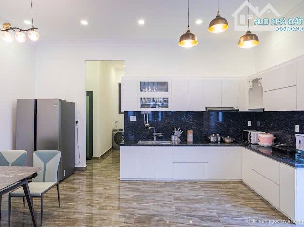 ✨🏡✨ Cần bán Villa/ Biệt Thự Nhà Mặt Tiền, đường An Sơn, P.04, Đà Lạt  👉 Diện tích: 212m2 - 17