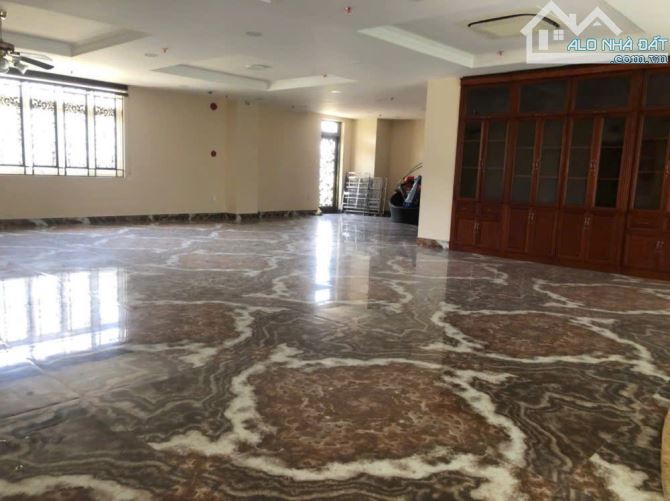 Hàng hót cho đầu tư, bán nhà mặt tiền ngay Trần Quang Khải Q1, DT 9.5x20m 4T giá 57 tỷ - 2