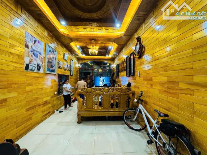BÁN NHÀ LÔ GÓC – ĐẠI MỖ – NAM TỪ LIÊM – DT 89.5M²-3 TẦNG - MT 4M – GIÁ 18 TỶ - 2