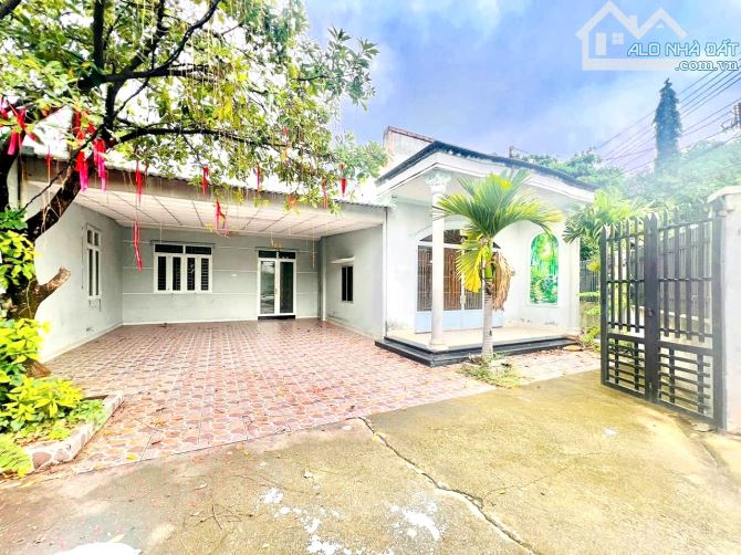 BÁN NHÀ TRẢNG DÀI, SỔ HỒNG RIÊNG ĐƯỜNG RỘNG 6m THÔNG THOÁNG GẦN CÂY XĂNG 75 - 2