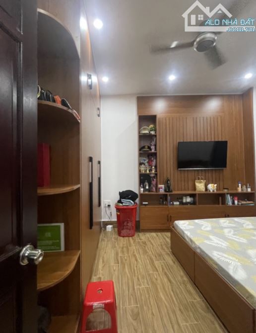 GẤP BÁN NHÀ LÔ GÓC HẺM XE HƠI KHU VƯỜN LÀI, 4X14, 3 TẦNG, 7.3 TỶ TL - 2