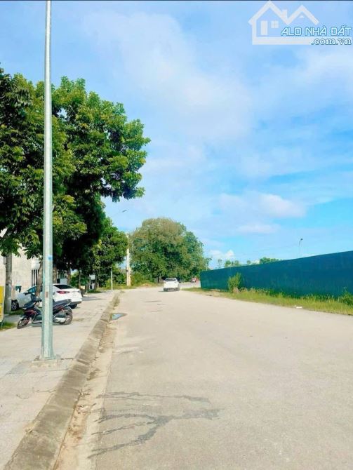 🌄🌄 Mặt Tiền Nguyễn Lộ Trạch Khổ Nhỏ Chỉ Có 60tr/m2.37.4 - 2