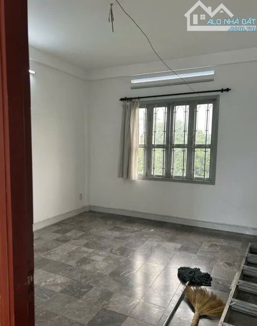 Chỉ 15 tỷ. 3 tầng hxh tránh Nơ Trang Long, Để ở. Ôtô ngủ trong nhà. - 2