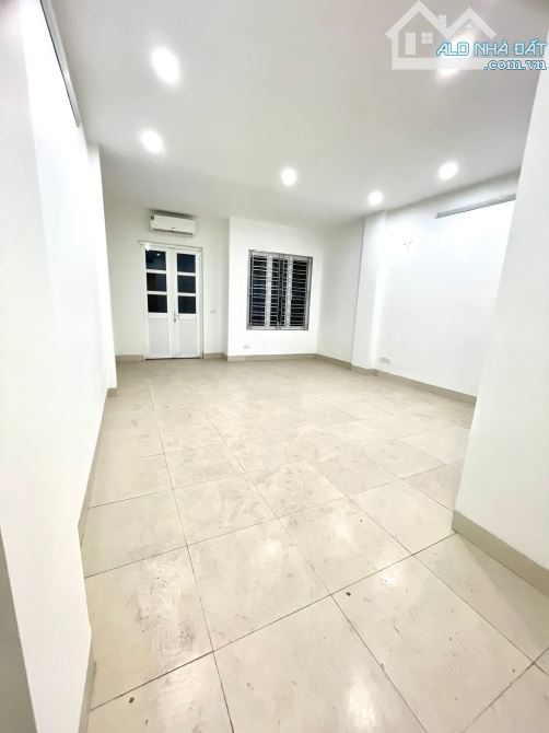 Miếu Đầm - Nam Từ Liêm, 44m2 - 6 tầng - Nhỉnh 10 tỷ - 2
