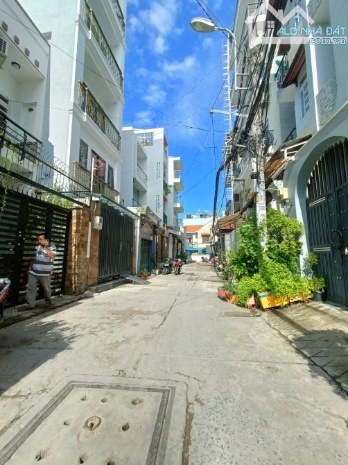 11 CHDV Dương Quảng Hàm, Gò Vấp, 4,5 x 19m, 6 tầng Thang máy, HXH 6m, Giá 13,5 Tỷ TL - 2