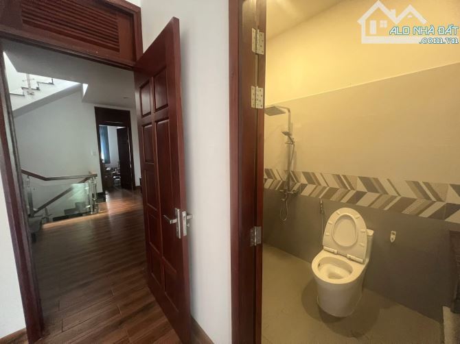 💥💥💥💥 NHÀ CHO THUÊ MT 5 LẦU TRẦN NHẬT DUẬT CÓ THANG MÁY - 2