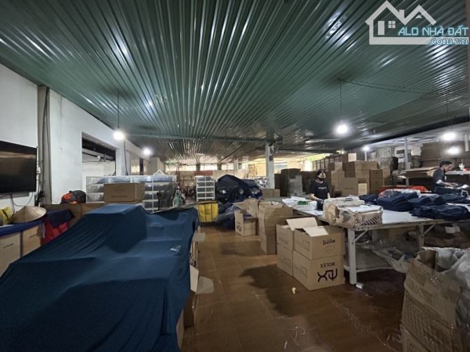 BÁN NHÀ XƯỞNG 1000M2-MẶT TIỀN ĐƯỜNG- ĐANG CHO THUÊ 80 TRIỆU- GỌI CHO EM XEM NHÀ - 2