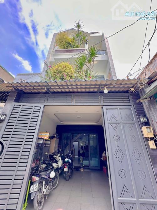 BÁN NHÀ ĐẸP, HẺM XE HƠI- PHƯỚC LONG B - 69M2(4,5*15)* 4 tầng hoàn công - 2