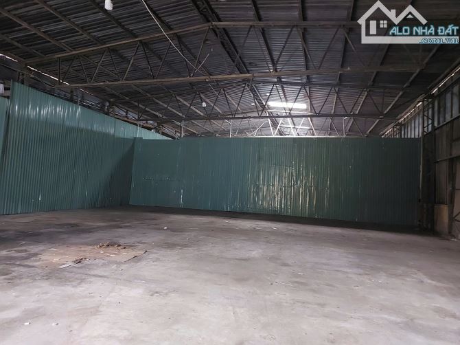 Cho thuê kho Quận 7 DT 380m làm studio, livestream, chuyển phát nhanh, chứa hàng hoá. - 2
