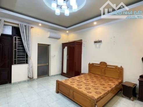 Nhà mặt đường Hoàng Thế Thiện - 93m2 - Tây Bắc - 11 tỷ thoả thuận - 2