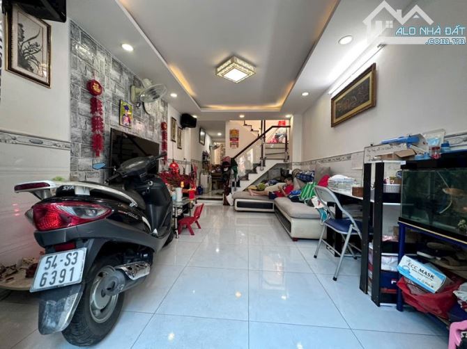 🚘 HẺM XE HƠI THÔNG - NHÀ GÒ VẤP - NGANG KHỦNG 7M - DÒNG TIỀN 16TR/THÁNG - CHỈ NHỈNH 5 TỶ - 2