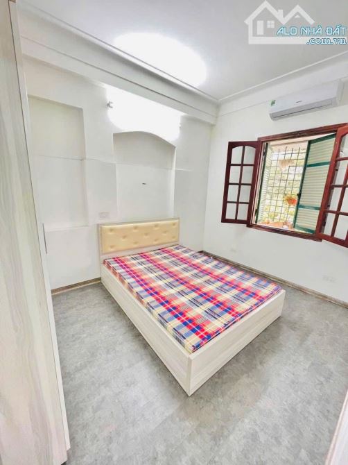 Bán nhà dòng tiền phố Lý Nam Đế siêu hiếm - mặt tiền rộng - dòng tiền ổn định - giá đầu tu - 2