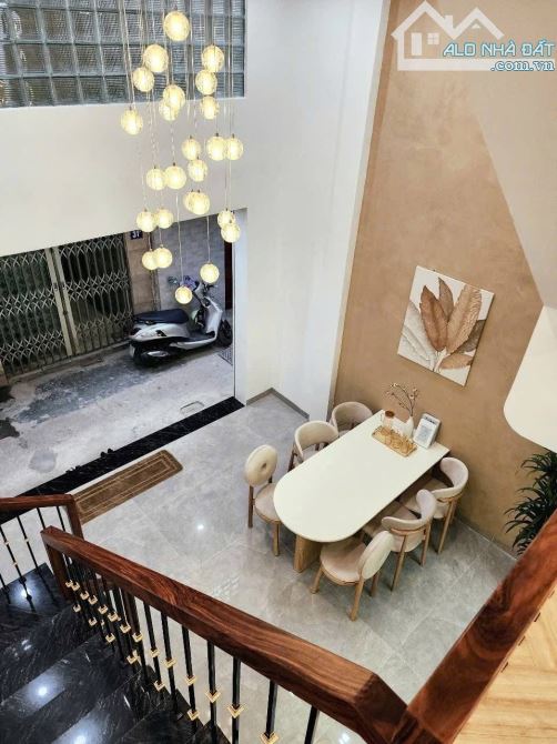 Bán nhà Bạch Mai 37/40m2, 5T, mt 4.2m lô góc, full nội thất, quy hoạch sát phố. Giá 7.8 tỷ - 2