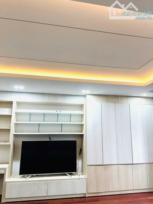 Bán nhà hẻm 12m Tây Thạnh Tân Phú 5x28m đúc 3 lầu giá 18.5 tỷ TL (gần Nguyễn Hữu Tiến) - 2