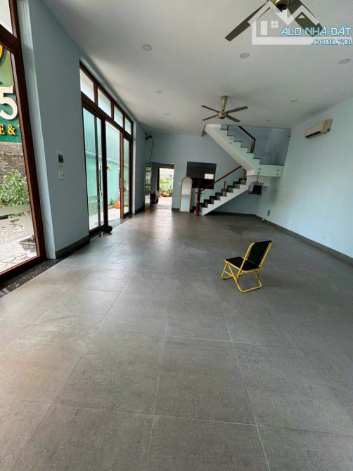 Bán Nhà 3 Mặt Tiền P. An Bình, đối diện KDC An Bình, cách đường Trần Quốc Toàn vào 15M - 1