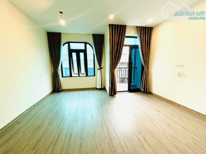 BÁN NHÀ NGỌC HỒI – PHÂN LÔ - Ô TÔ ĐỖ CỬA – 54M2, MT 4,9m – 13.5 TỶ - 2