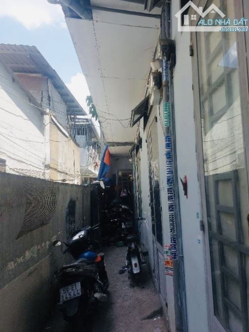 🌼  BÁN DÃY NHÀ TRỌ SÁT MẶT TIỀN THU NHẬP 24 TRIỆU/TH 138m² NGANG GẦN 6 CHỈ 9.x Tỷ - 2