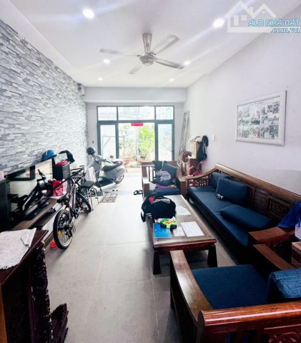 Bán nhà Bùi Tư Toàn 64m2 4 tầng đường xe hơi, nhỉnh 6 tỷ - 2