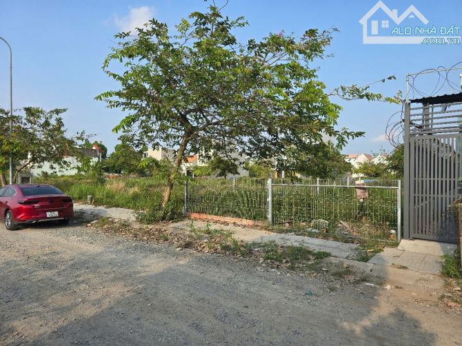 Bán đất mặt tiền đường 3B, Phước Thiện, P. Long Thanh Mỹ. Đối diện Vinhome Quận 9. 150m2/8 - 2