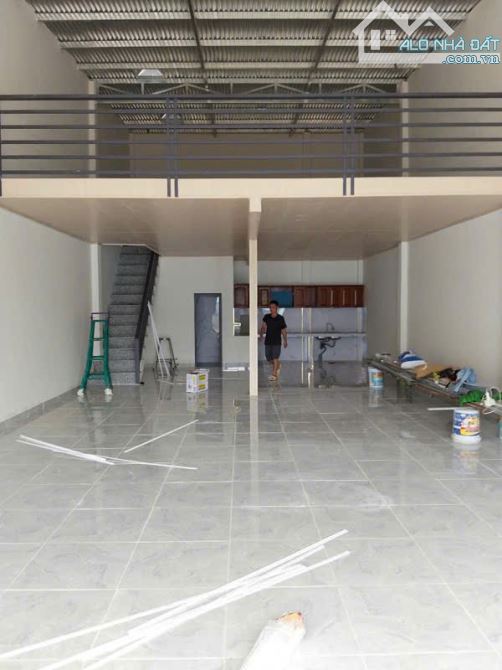 Nhà 1,5 tầng đường ĐHT42, phường ĐÔNG HƯNG THUẬN, Q12, dt 207m2 (6,62m/8,38mx28m) Hẻm 6m - 2