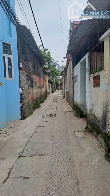 BÁN ĐẤT THỔ CƯ 35m² Hữu Hòa - Thanh Trì - Ô TÔ NGÕ THÔNG - 4.9 tỷ 0 - 2