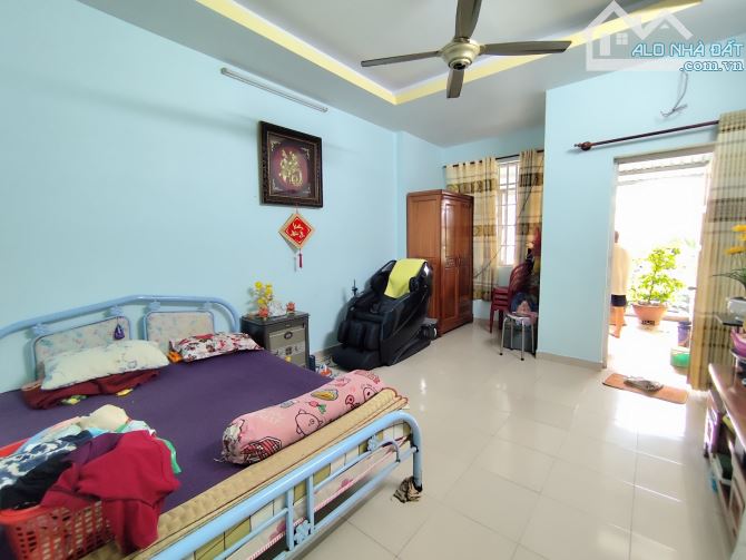 Bán Gấp Giá Rẻ Nhà 1/ HXT 9m thông đường thoại ngọc hầu Tân Phú 4mx17m 3 Tầng chỉ 7.2 Tỷ - 2