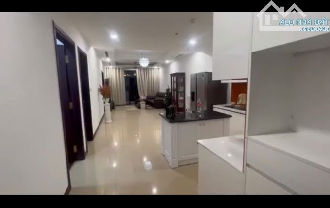 Cho thuê CC Royal City, 20 triệu VND, 105m2, 2PN, 2WC, giá ưu đãi, chính chủ tại Hà Nội - 2