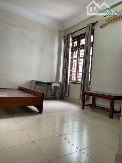 Bán nhà Võ Chí Công Cầu Giấy. Sổ vuông 35m, 4 tầng MT4m2 Giá 5.7 tỷ gần phố giá tốt - 3