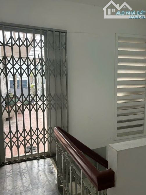 Chỉ 15 tỷ. 3 tầng hxh tránh Nơ Trang Long, Để ở. Ôtô ngủ trong nhà. - 3
