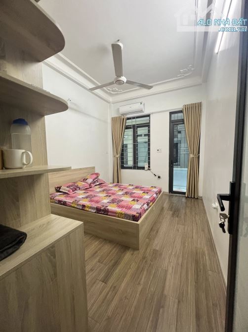 SIÊU PHẨM NHÀ PHÂN LÔ - FULL NỘI THẤT SỊN SÒ - 2 MẶT THOÁNG - BA GÁC ĐỖ CỬA - KHUNG CỘT - 3