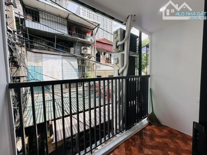 BÁN CĂN HỘ TẬP THỂ TẦNG 2 NGUYỄN TRÃI,90m2 x 3 NGỦ,FULL NỘI THẤT ĐẸP LONG LANH. - 3