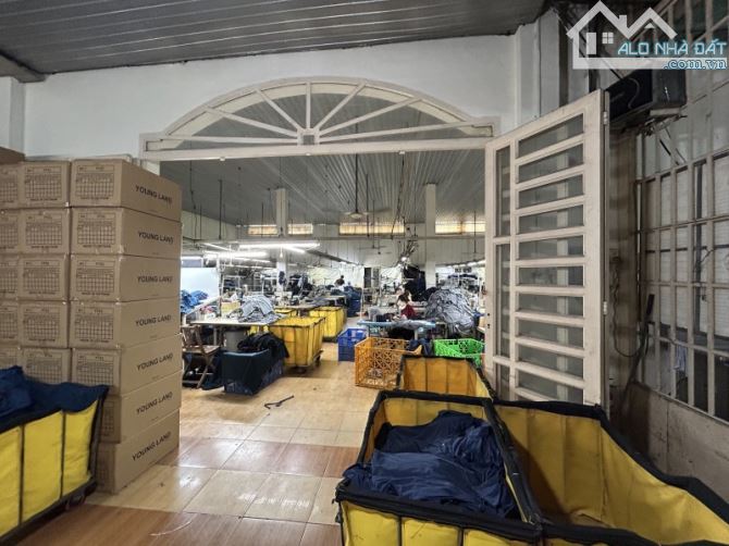 BÁN NHÀ XƯỞNG 1000M2-MẶT TIỀN ĐƯỜNG- ĐANG CHO THUÊ 80 TRIỆU- GỌI CHO EM XEM NHÀ - 3