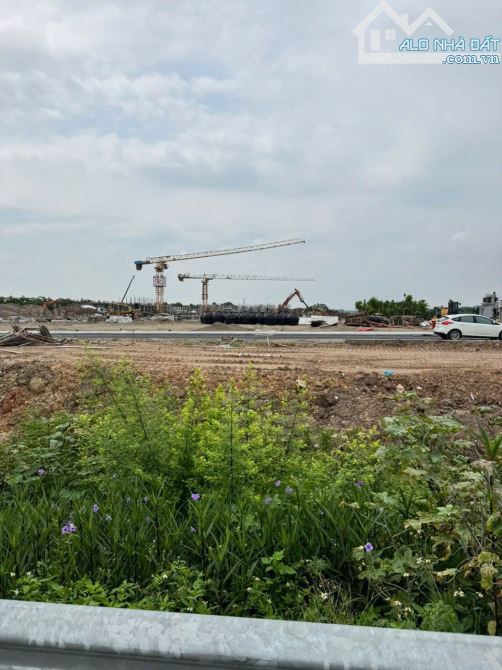 HIẾM THẤY 52m - XÓM VANG CỔ LOA - ĐÔNG ANH - HÀ NỘI - GẦN BÌA LÀNG - Ô TÔ VÀO ĐẤT - - 3