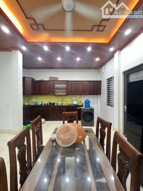 Phố Đặng Thùy Trâm  55m2, 4 Tầng Đẹp, Nội Thất Sịn ,mặt tiền 6m, 21 tỷ - 3