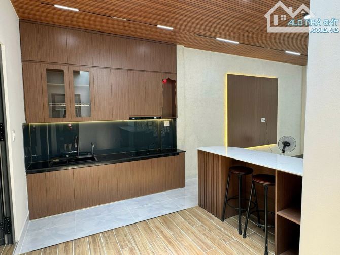 💗Nhà Mặt Tiền Đường THƯƠNG MẠI - 106m2 Nở Hậu Tài Lộc - Đường Nhựa 8M - Hóc Môn - 6T5 - 3