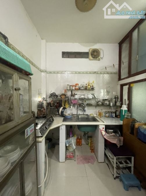 CƯ XÁ TRẦN QUANG DIỆU PHƯỜNG 14, QUẬN 3 DT: 8.2*12M (100M2) 13 TỶ 6 - 3