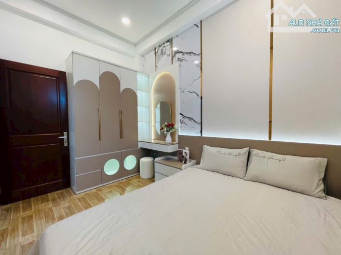 Chỉ 6,98 Tỷ, 5 tầng mới tinh full nội thất, 4x12m, Hẻm xe hơi - 3