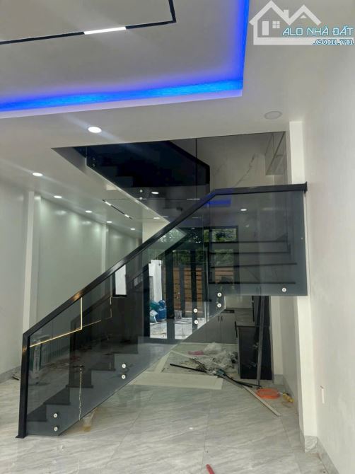 BÁN NHÀ LẦU MỚI XÂY MẶT TIỀN ĐƯỜNG ÚT AN , DT 104M2 SHR GIÁ 2.8 TỶ THƯƠNG LƯỢNG - 3