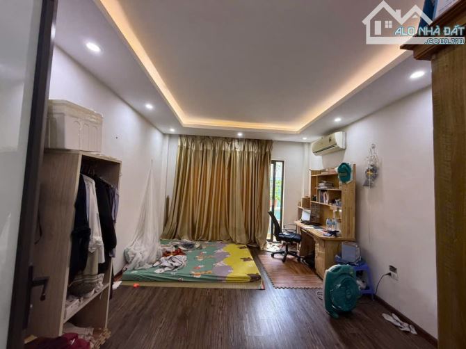 Bán nhà TT Văn Điển 40m 5 tầng ô tô tránh 50m tiện ích bạt ngàn giá 6.6 tỷ - 3