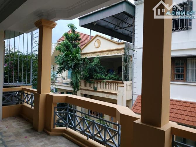 Bán gấp liền kề 72m2, 5 tầng, 6PN tại KĐT Bắc Linh Đàm, 22.8 tỷ, hàng hiếm Hoàng Mai, HN