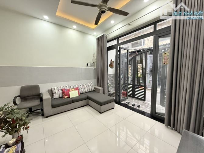 BÁN NHÀ QUANG TRUNG – CHỢ HẠNH THÔNG TÂY -  VF3 THÔNG – 4.2M x 14M –  4PN – NHỈNH 6 TỶ - 3