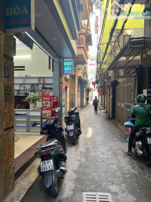 Trần Thái Tông - Ngõ Thông - Kinh Doanh - 2 Thoáng - 61m2 5 tầng mặt tiền 5.6m Giá 17.3tỷ - 3