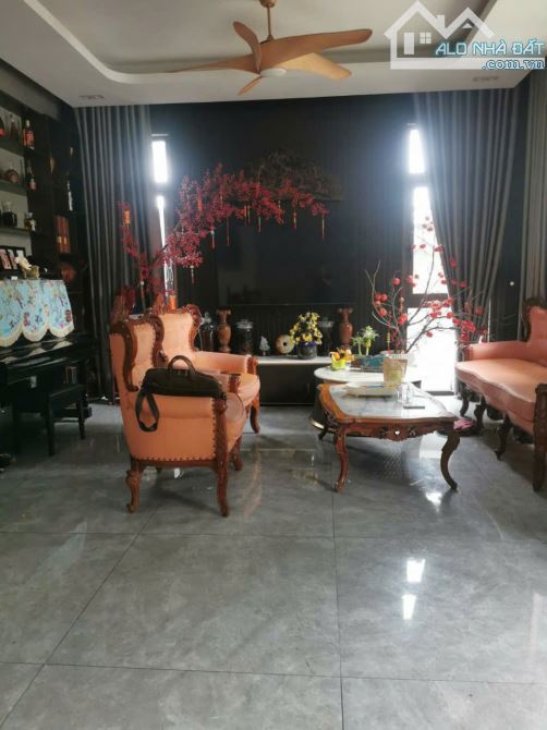 💖 Biệt Thự 5 tầng THẠNH XUÂN 43 P.THẠNH XUÂN Q12 Dt 400m2 (10mx40m) Đường 8m 💰18 tỷ - 3