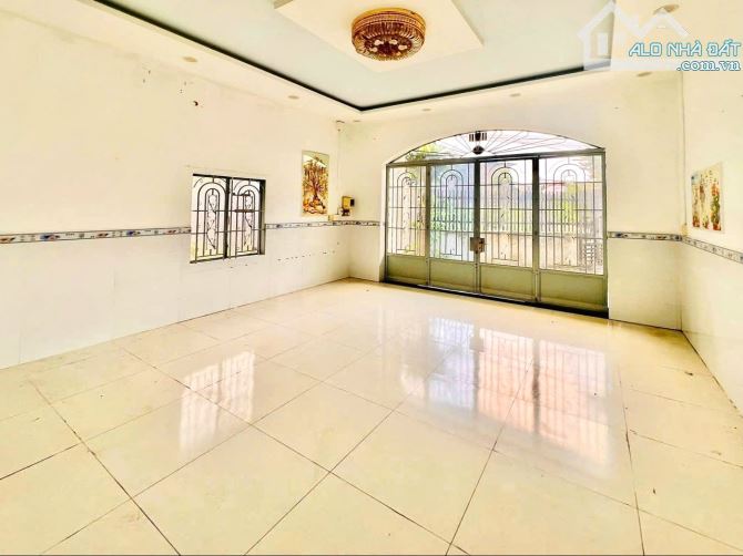 BÁN NHÀ TRẢNG DÀI, SỔ HỒNG RIÊNG ĐƯỜNG RỘNG 6m THÔNG THOÁNG GẦN CÂY XĂNG 75 - 4